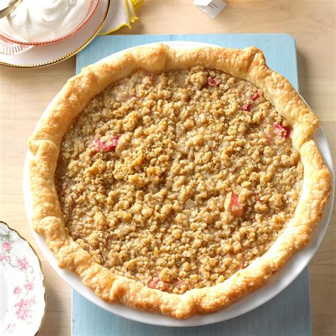 Sour Cream Rhubarb Pie Recipe | Taste of Home