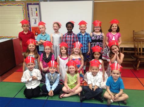 Mrs. Leach's Kindergarteners: Graduation day!!