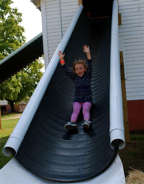 Cheap Slide Idea #kidsoutdoorplayhouse | Aire de jeux, Jardin pour ...