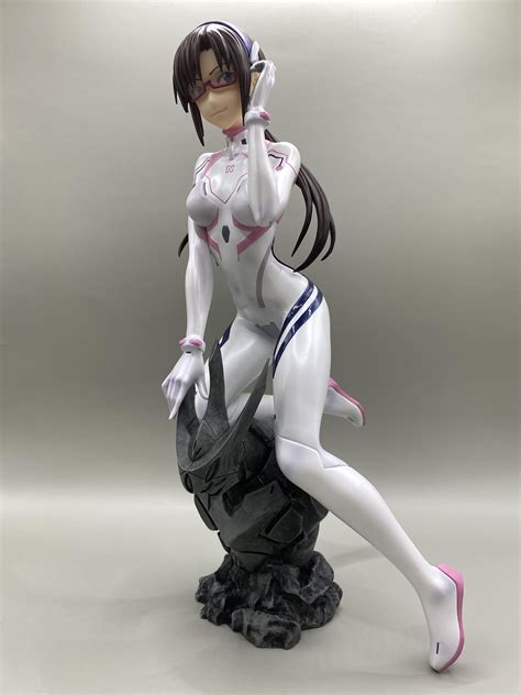 Mari Makinami Illustrious, from Evangelion Rebuild movies : r/AnimeFigures