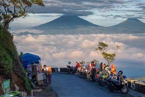 Gunung Telomoyo: Bisa Mendaki Menggunakan Kendaraan - Elbait Sukabumi