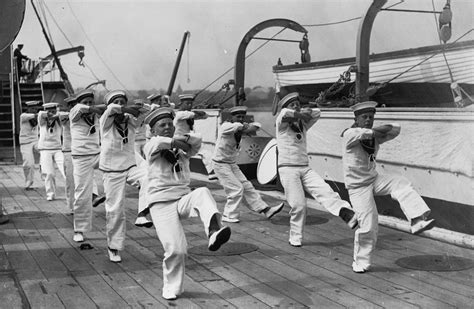 The sailor's hornpipe dance | Royal Museums Greenwich