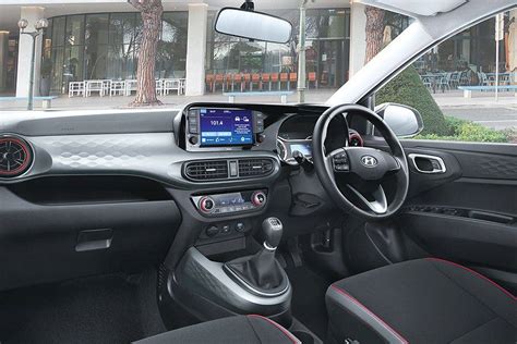 Hyundai Grand i10 Nios Sportz Dual Tone On Road Price in Chandigarh, Mohali, Panchkula & 2023 ...