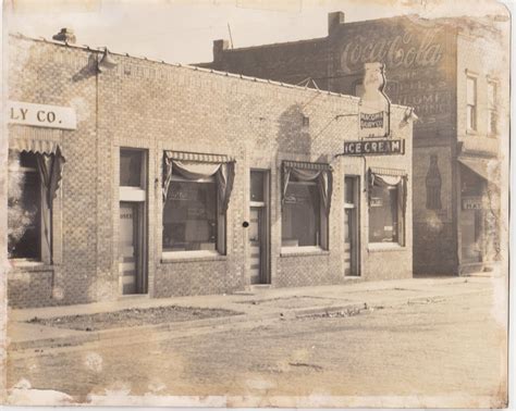 Macomb Dairy – Western Illinois Museum