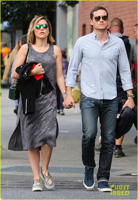 Full Sized Photo of sophia bush boyfriend jesse lee soffer hold hands ...