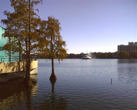 The Orlando fireworks show is a popular July 4 event at Lake Eola Park