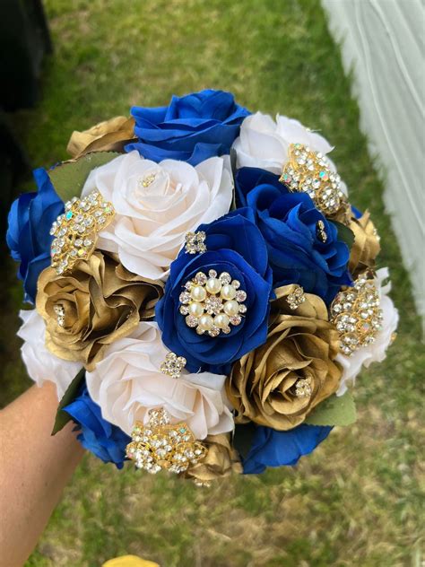 15 Royal Blue And Gold Wedding Colors & Ideas 2024