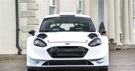 This 380-horsepower Ford Fiesta rally car is ready to tear it up - CNET