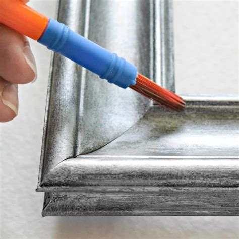 How to Paint a Picture Frame - 2 Methods - The Handyman's Daughter