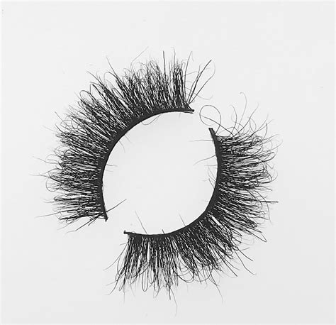 “Kiki” Luxury 4D Strip Lashes – Lux Lashes London