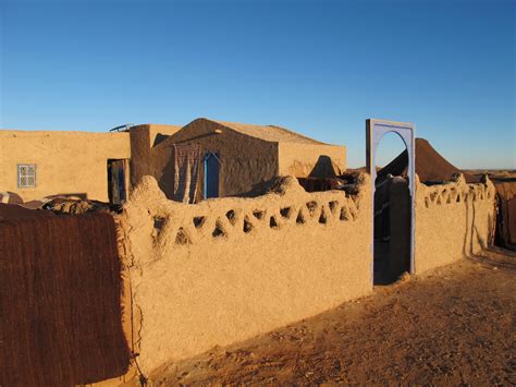 Architectural style traditional Berber housing Sahara desert Morocco ...