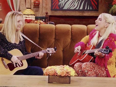 Lisa Kudrow and Lady Gaga reunite for new version of Smelly Cat - watch ...