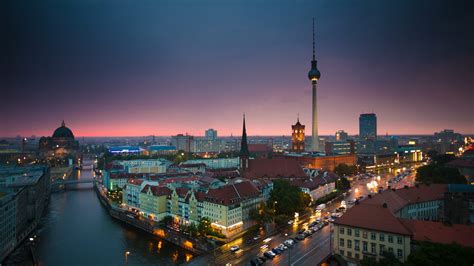 Berlin Skyline – Bing Wallpaper Download