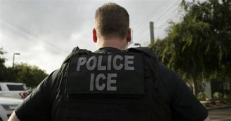 ICE agents to wear body cameras in pilot program - CBS News