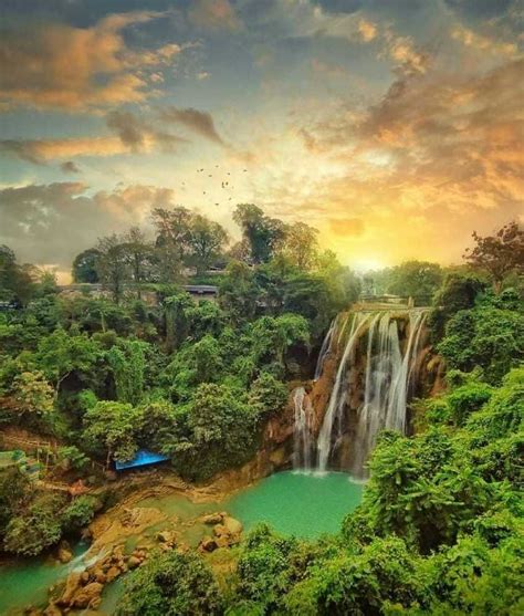 Air Terjun Terindah di Indonesia, Pesonanya Bikin Betah!