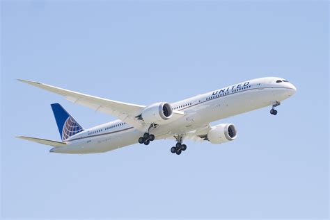 United Airlines Boeing 787-10 Dreamliner Lands at IAH, Hou… | Flickr