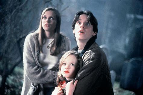 Hocus Pocus 2 Director Explains Why Max and Allison Aren't Returning