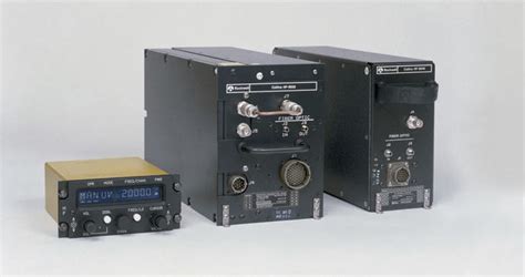 Radio transceiver - HF-9000 - Collins Aerospace - Rockwell Collins - AM ...