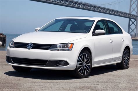 Volkswagen Jetta VI 2011 - 2014 Sedan :: OUTSTANDING CARS