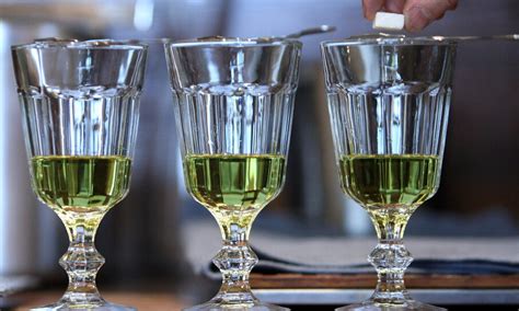 Does Absinthe Really Cause Hallucinations? | HowStuffWorks