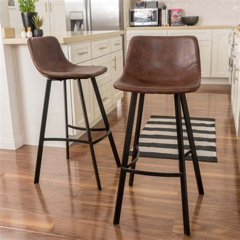 An Easy Guide: 8 Different Types of Bar Stools That You Should Get