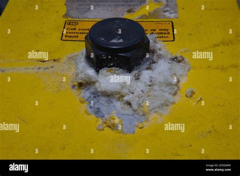 Battery corrosive acid spill hi-res stock photography and images - Alamy