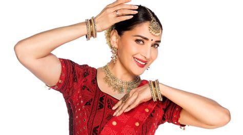 Madhuri Dixit to conduct free online dance classes during lockdown | Entertainment-others News ...