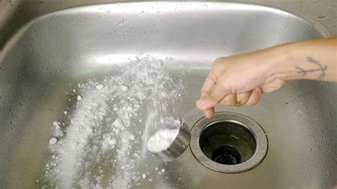 How To Clean Sink With Baking Soda? - Classified Mom