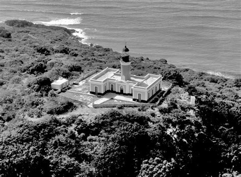 Isla Caja de Muertos (Coffin Island) Lighthouse, Puerto Rico at ...