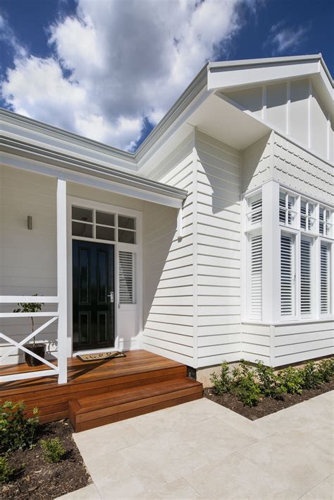 Love the coastal look? Scyon Linea weatherboards allow you to create a ...