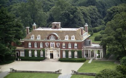 TOURISM: Long Island Mansions In New York