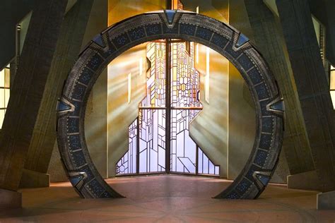 Stargate Atlantis - Gate room Stargate Franchise, Stargate Sg1 ...