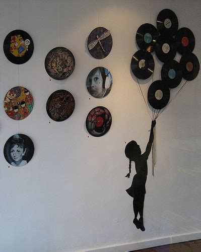 Dishfunctional Designs: Repurposed Vinyl LP Record Album Art