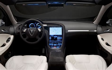 Tesla Model S interior | Saker att köpa