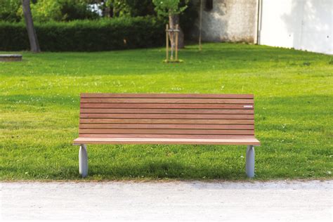 vltau | Park bench with backrest | Architonic