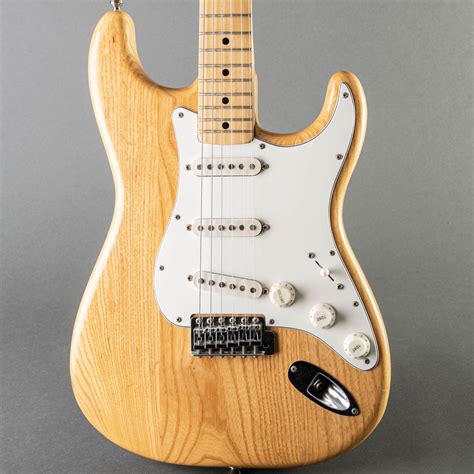 obturateur Chèvre Indépendamment fender stratocaster 74 Cusco En ...