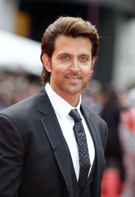 Hrithik Roshan Biography, Wiki, Age, Family, Movies, Wife, Kids & More ...