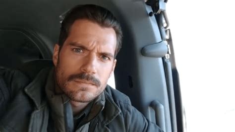 Henry Cavill: 'Justice League' Mustache Controversy Put to Rest