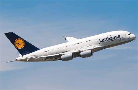 Airbus A380-800 Lufthansa. Photos and description of the plane