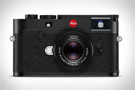 Leica M10 Camera | Uncrate