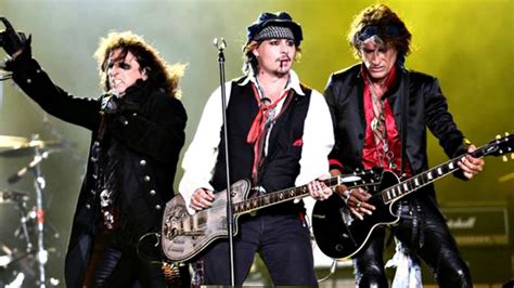 JOHNNY DEPP AND THE HOLLYWOOD VAMPIRES TOUR DATES - RUNWAY ® MAGAZINE OFFICIAL