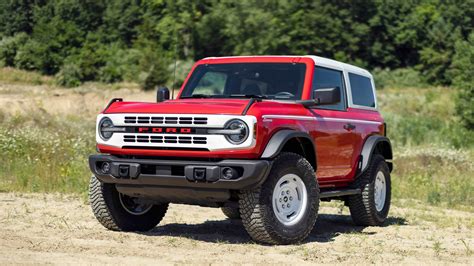 The 2025 Ford Bronco Refresh: Everything You Need to Know | Gear Patrol