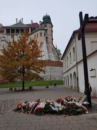 Katyn Forest Massacre Memorial (Krakow): UPDATED 2021 All You Need to ...