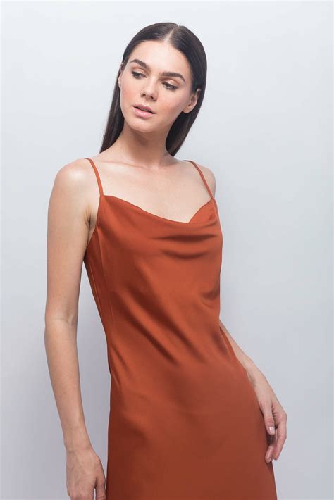 Satin terracotta midi dress - BOUTIQNA