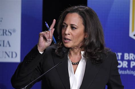 Democrat Kamala D. Harris Wins U.S. Senate Race in California - WSJ