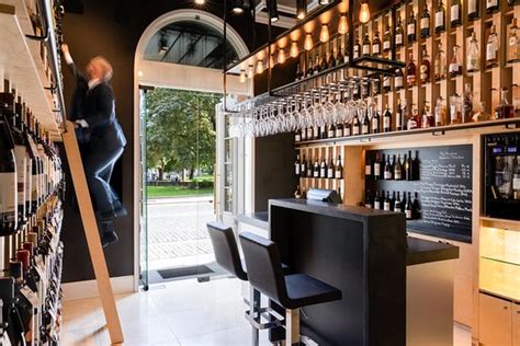 ATELIER WINE BOUTIQUE & TASTING BAR, Vilnius - Restaurant Reviews ...