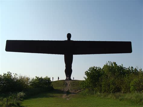 Angel of the North – Dishing on Food and Travel