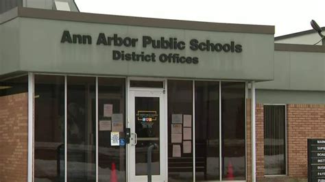 Ann Arbor parent pens open letter to Michigan officials to commit to full-time school in fall