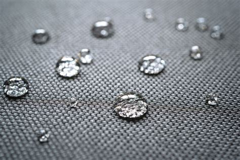 Watch water bounce like a ball off this superhydrophobic material