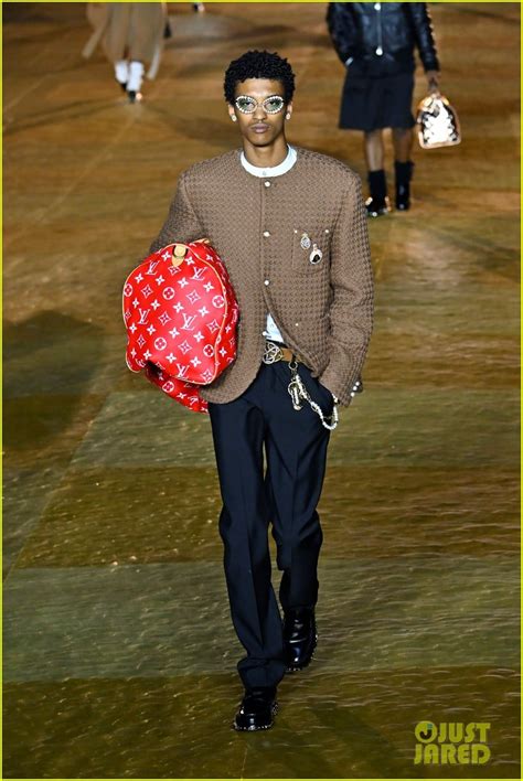 Photo: pharrell williams louis vuitton show 015 | Photo 4947528 | Just ...